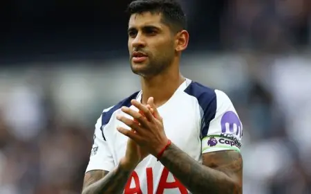 روميرو يعبر عن استيائه من إدارة توتنهام بعد الهزيمة أمام بورنموث