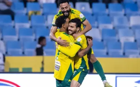 الخليج يحقق انتصاراً ساحقاً على ضمك بأربعة أهداف في دوري روشن السعودي