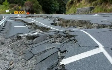 زلزال بقوة 5.1 درجة يضرب سواحل كالابريا في جنوب إيطاليا ويتسبب في تعليق حركة القطارات