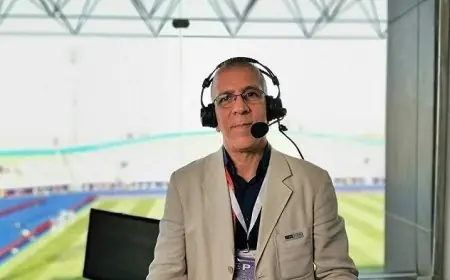 حفيظ دراجي يشيد بفوز نيجيريا ويكشف تأثير التحكيم على أداء الجزائر