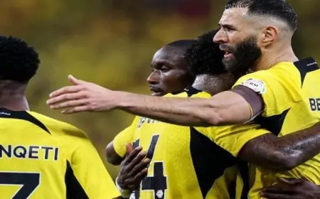 اتحاد جدة يواجه ضمك في مباراة قوية بالدوري السعودي الليلة