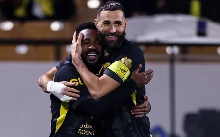 تشكيلة الجولة 15 في الدوري السعودي تضم لاعب من الهلال وآخر من الاتحاد