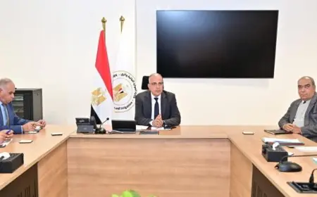 وزير الري يدعو لتحديث تطبيقات رصد الحشائش المائية لتعزيز كفاءة الوزارة