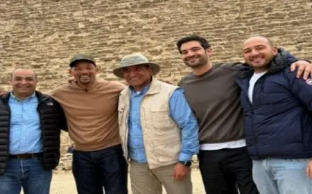 ويل سميث يستكشف أهرامات الجيزة أثناء عطلة استثنائية في مصر