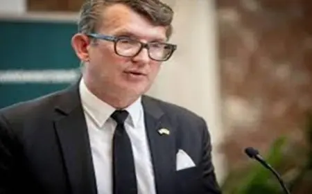 وزير الدفاع الدنماركي يؤكد أهمية نشر القوات في غرينلاند لضمان وجود عسكري مستدام