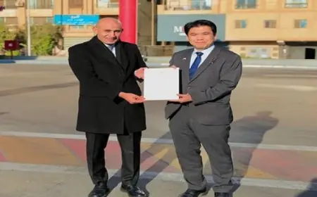 وزير التعليم يرافق نظيره الياباني لتفقد محور شينزو آبي ويقدم له رسالة شكر من الرئيس