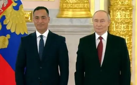 السفير المصري في روسيا يقدم أوراق اعتماده للرئيس بوتين لتعزيز العلاقات الثنائية