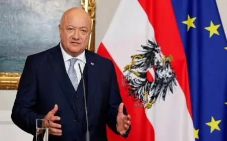 مستشار النمسا يحذر من تأثير نزوات ترامب على البلاد ويؤكد معارضة ضم جرينلاند