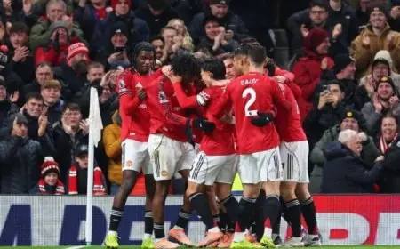 ديالو يتصدر تشكيلة مانشستر يونايتد الرسمية في مواجهة مانشستر سيتي بالدوري الإنجليزي