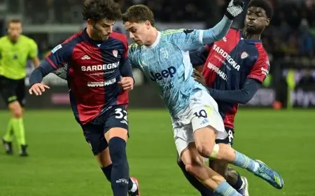 كالياري يحرج يوفنتوس ونابولي يحقق انتصاراً مثيراً على ساسولو