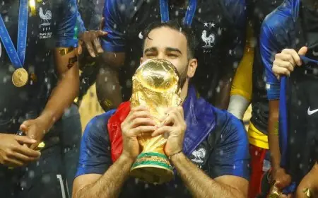 عادل رامي يروي قصة بكائه بعد منع مدرب فرنسي له من اللعب مع منتخب المغرب