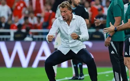 هيرفي رينارد يروي مغامراته في كتاب جديد من زمالة زيدان إلى قيادة إفريقيا