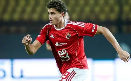 برشلونة يحيي مفاوضاته مع الأهلي لضم حمزة عبد الكريم في خطوة غير متوقعة