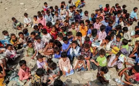 مسؤول أممي يحذر من أن استمرار الحرب في اليمن يفاقم أزمة الجوع والأمراض ويدفع المزيد للتهجير