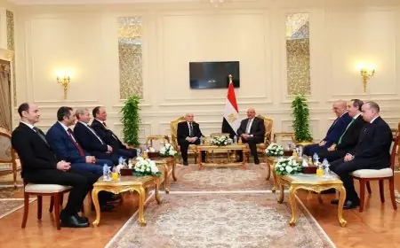 رئيس هيئة النيابة الإدارية يقدم التهاني لرئيس مجلس النواب بمناسبة توليه المنصب الرفيع