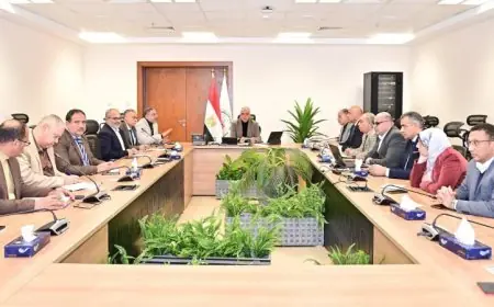 وزير الري يستعرض خطة إنشاء شركة استشارية لتعزيز نظام الجيل الثاني للمياه