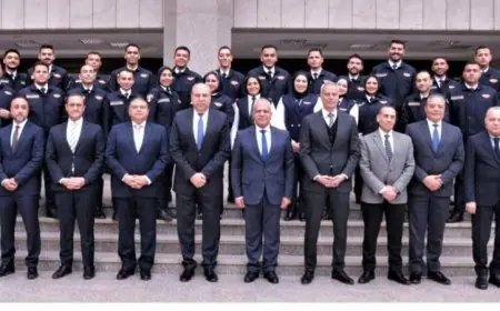 وزير الطيران المدني يحتفل بتخرج دفعة جديدة في البرنامج المتكامل لمعلومات الطيران
