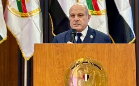 رئيس هيئة النيابة الإدارية يكرم أعضاء الهيئة الفائزين في حفظ القرآن الكريم