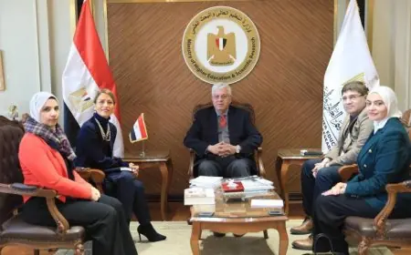 وزير التعليم العالي يقود محادثات مع مديرة مكتب اليونسكو بالقاهرة لتعزيز التعاون المشترك