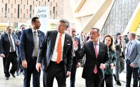 زيارة نائب وزير الخارجية الأمريكي ونظيره الطاجيكستاني إلى المتحف الكبير تعزز التعاون الثقافي بين البلدين