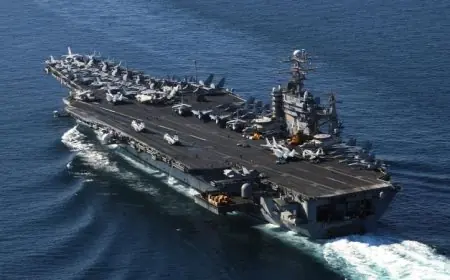 وصول مدمرة أمريكية جديدة إلى الشرق الأوسط ليصبح العدد الإجمالي 6 سفن بحرية