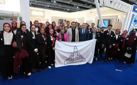 تنظم زيارات لطلاب الجامعات إلى معرض الكتاب لتعزيز وعيهم بقضايا الوطن وأهميتها