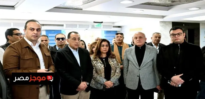 رئيس الوزراء يقوم بجولة تفقدية لمنشآت هيئة الرعاية الصحية في الأقصر