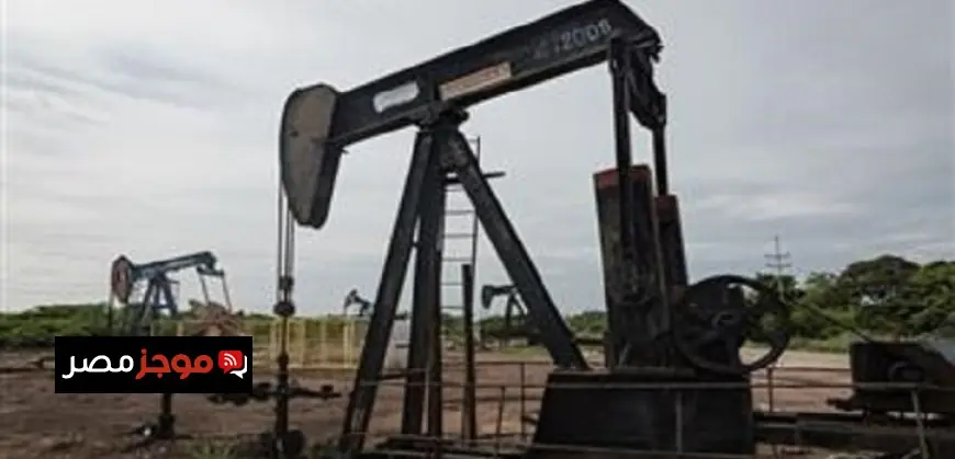 شلل تام في صادرات النفط الفنزويلية إثر بدء الحظر الأمريكي