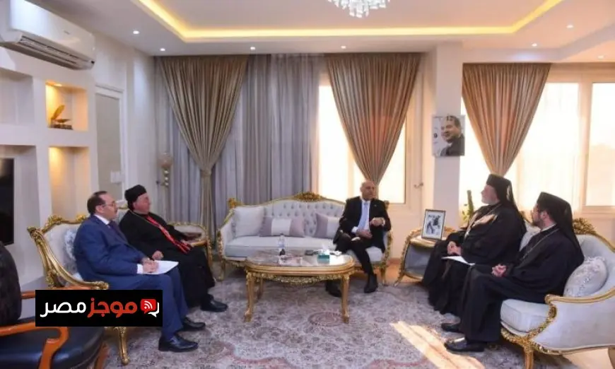 وزير العمل يستعرض مع وفد الكنيسة الكاثوليكية تنظيم إجازات الأعياد بالصور