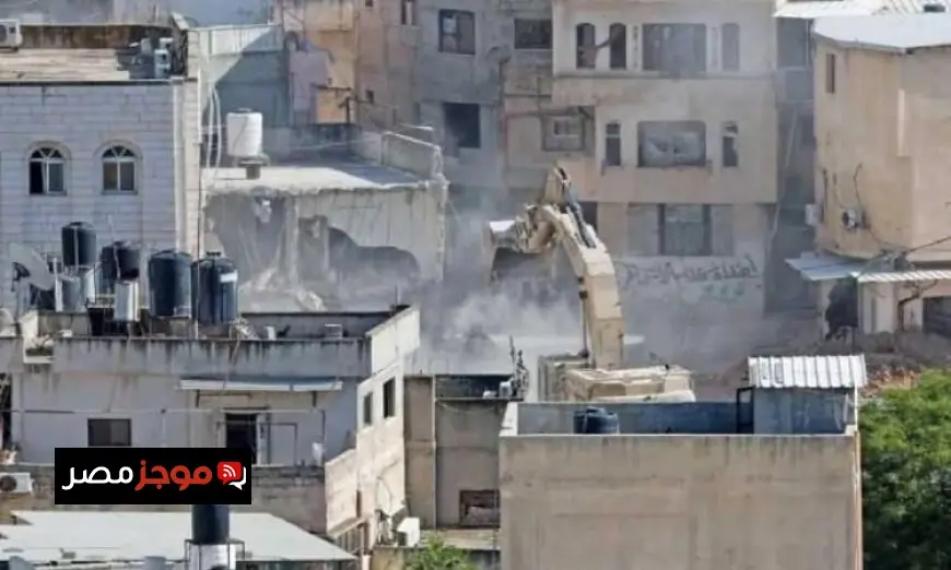 الاحتلال الإسرائيلي يستمر في هدم المنازل بمخيم نور شمس شرق طولكرم في الضفة الغربية