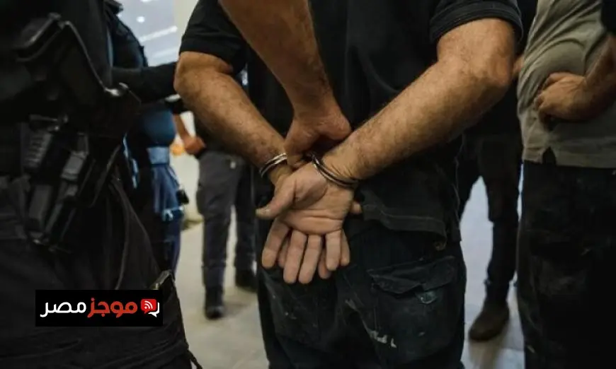 اعتقال فتى من اللبن الشرقية على يد الاحتلال الإسرائيلي جنوب نابلس