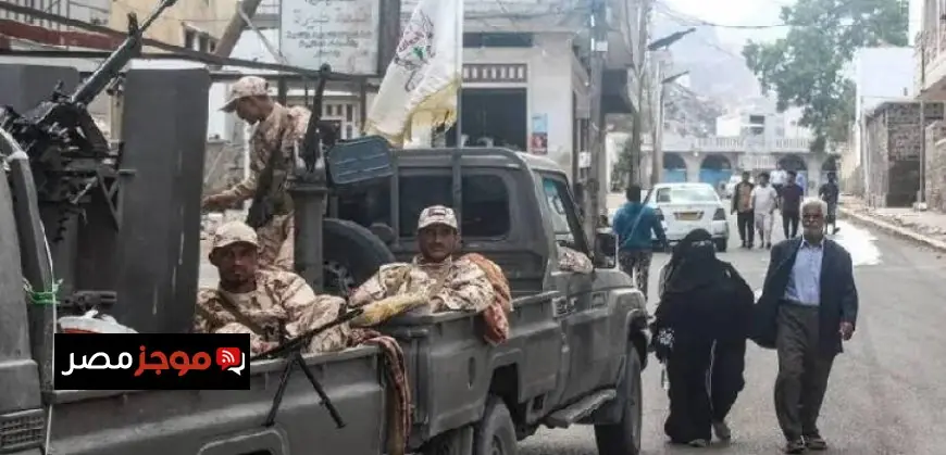 دعوة رئيس أركان الجيش اليمني لتوحيد التشكيلات العسكرية تحت وزارة الدفاع لتعزيز الأمن والاستقرار