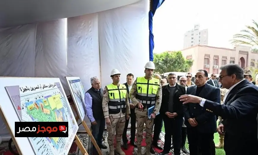 رئيس الوزراء يزور مستشفى أم المصريين بالجيزة لمتابعة تقدم أعمال التطوير