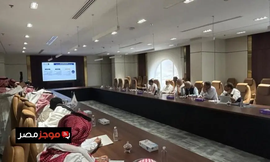 اجتماع وفد السياحة مع الراجحي لحجاج الشركات في مكة المكرمة صور خاصة