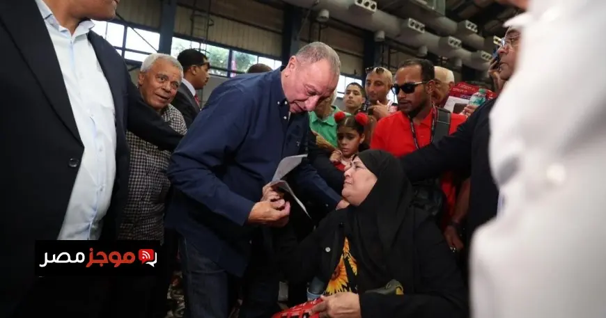 محمود الخطيب رئيس الأهلي يبدأ رحلة علاجية في باريس