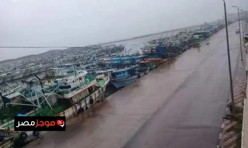 رياح شديدة تؤدي إلى إغلاق ميناء البرلس لليوم الخامس على التوالي