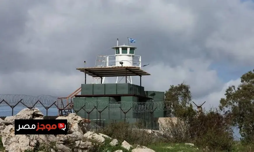 يونيفيل تعلن إصابة مهبط مروحيات وبوابة موقع الأمم المتحدة في لبنان بقذيفتين