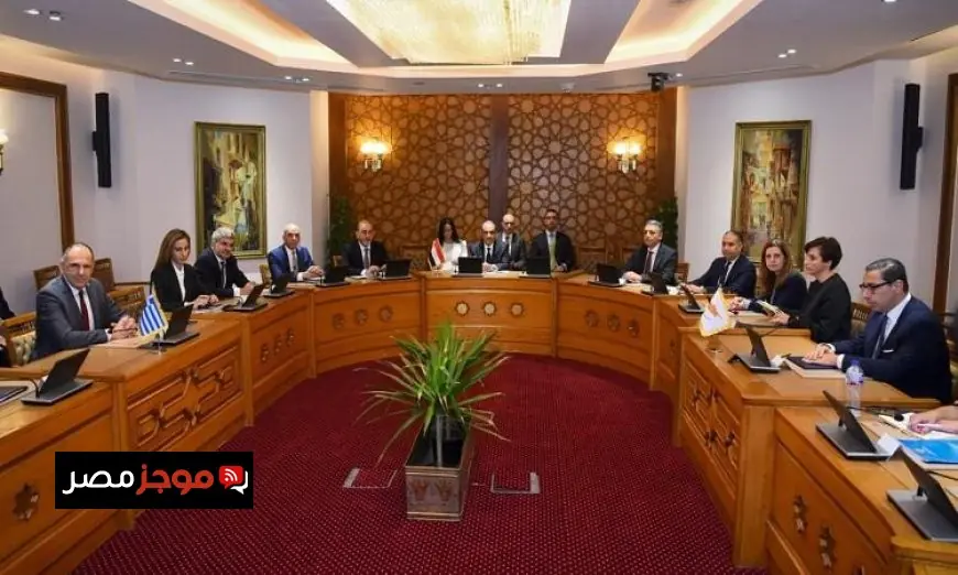 وزراء خارجية مصر واليونان وقبرص يعقدون مشاورات سياسية ضمن آلية التعاون الثلاثي