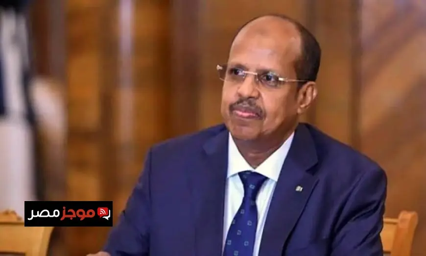 رئيس مفوضية الاتحاد الإفريقي يشارك في مراسم تنصيب رئيس غينيا الجديد