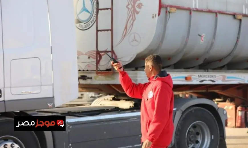 الهلال الأحمر يعلن عن انطلاق قافلة زاد العزة 120 المحملة بأطنان من المساعدات الإنسانية الشاملة