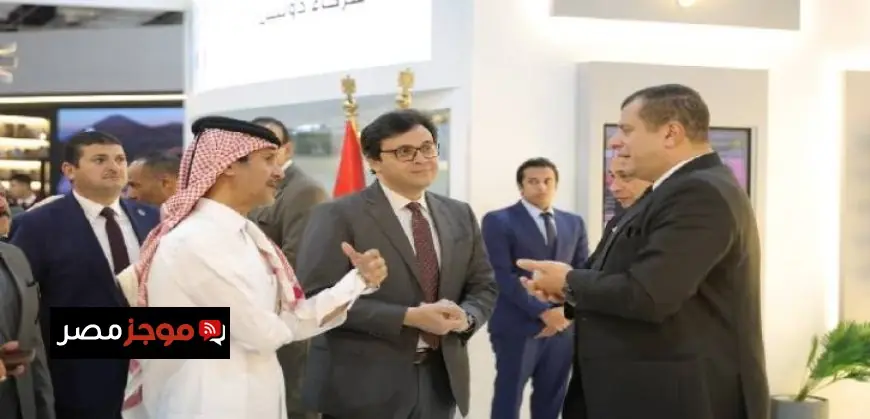 وزير الثقافة يرافق السفير القطري في جولة مميزة بمعرض القاهرة الدولي للكتاب 57