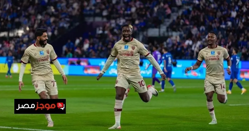 الهلال يحقق انتصارا مثيرا بعد قلب تأخره أمام الفيحاء في الشوط الأول