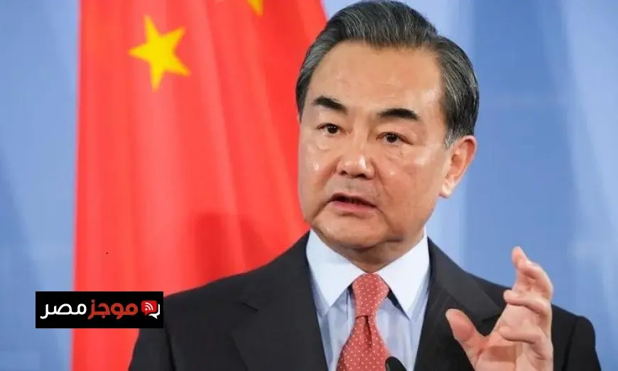 اجتماع مهم في بكين بين وزير خارجية الصين وأمين عام منظمة التعاون الإسلامي لتعزيز التعاون الثنائي