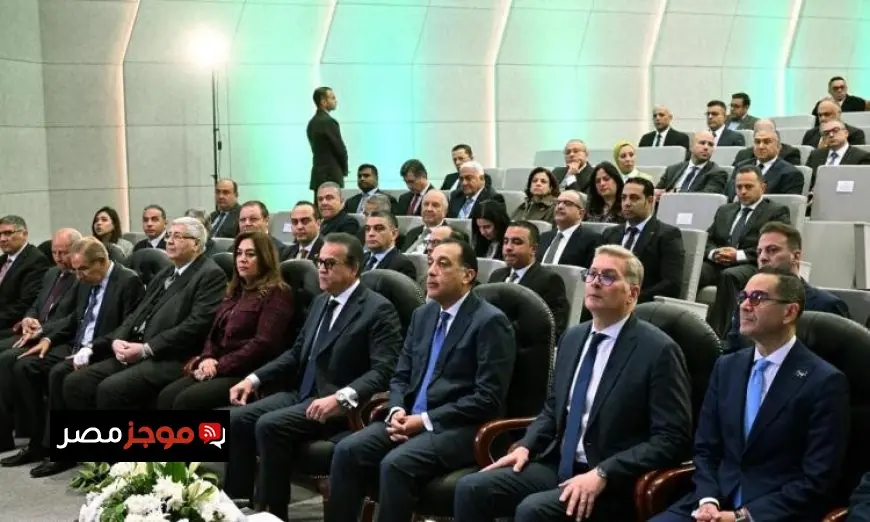 رئيس الوزراء يؤكد جهود الحكومة في تحسين قطاع الصحة من خلال جميع الوزارات