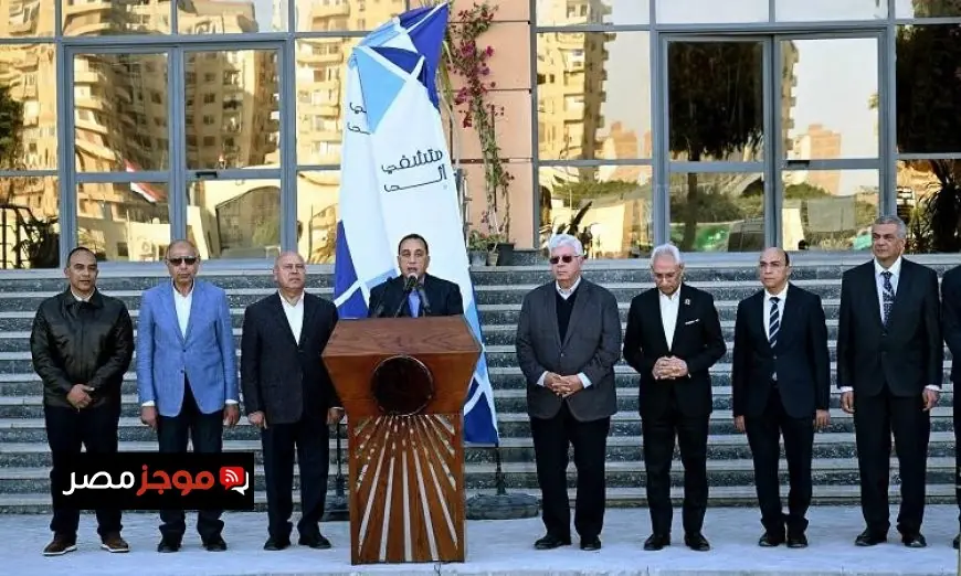 رئيس الوزراء يؤكد أن الصحة والتعليم في مقدمة أولويات الدولة في جميع المشاريع المستقبلية