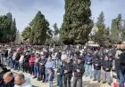 سبعون ألف مصلي يحتشدون في المسجد الأقصى لأداء صلاة الجمعة