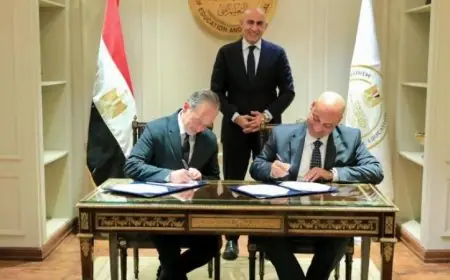 وزير التربية والتعليم يوقع مذكرة تفاهم هامة مع منظمة البكالوريا الدولية لتعزيز التعليم العالمي