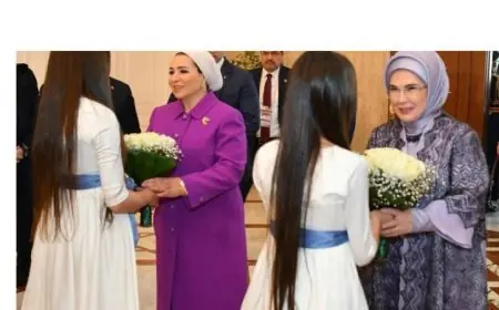 السيدة انتصار السيسي تستقبل قرينة رئيس تركيا في زيارة تاريخية لتعزيز العلاقات الثنائية