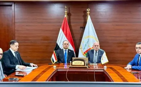 رئيس النيابة الإدارية يطلق نظام التحول الرقمي في نيابة الاتصالات والدفاع مع صور حصرية