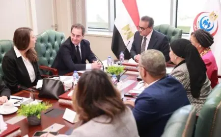 نائب رئيس الوزراء وزير الصحة يعقد اجتماعاً مع السفير الفرنسي لتعزيز التعاون الصحي بين البلدين